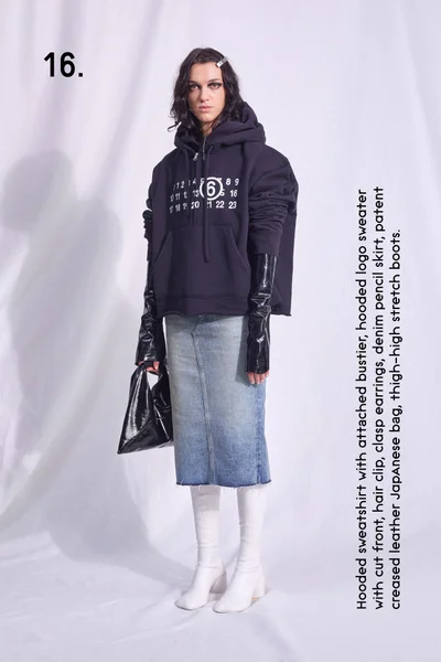 Look 16